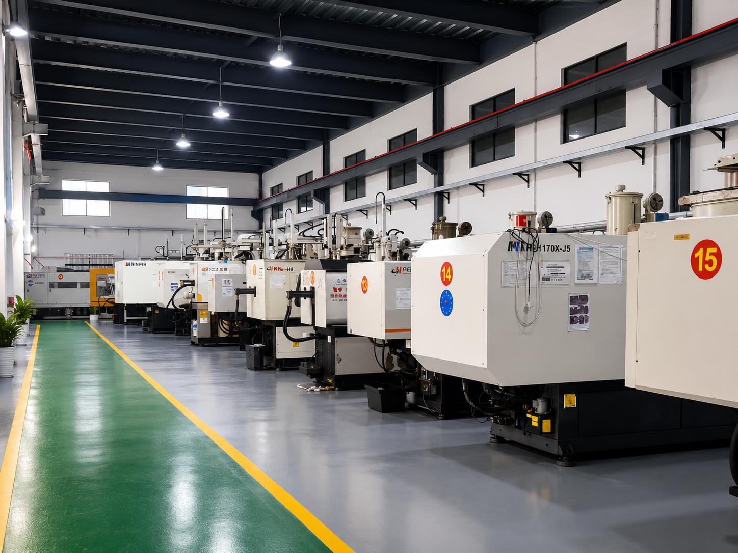 Custom plastic injection molding and OEM manufacturing